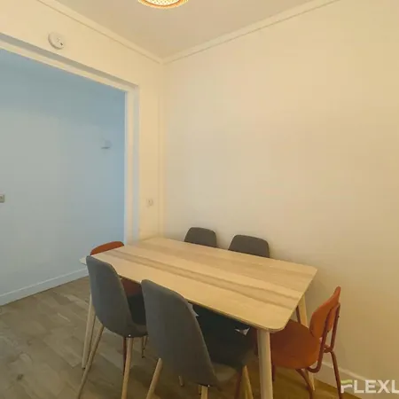 Flexliving - - Lourmel 펜션 *