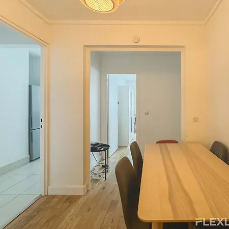 Flexliving - - Lourmel 펜션 *