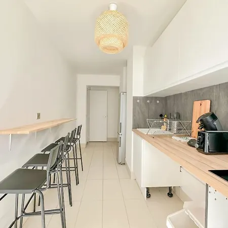 Flexliving - - Lourmel 펜션